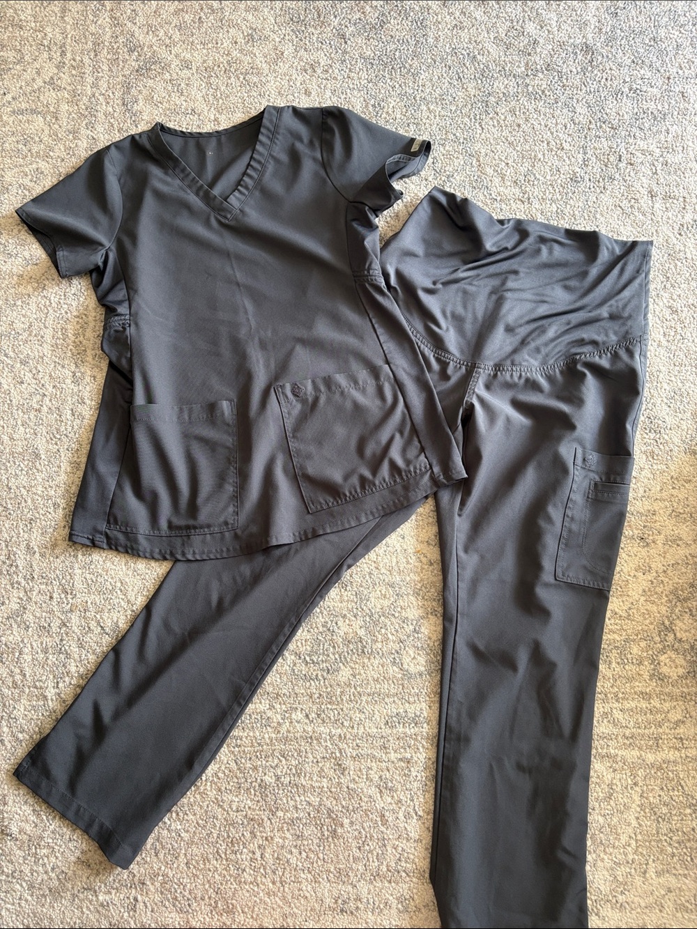 MEDCOUTURE Maternity Scrubs